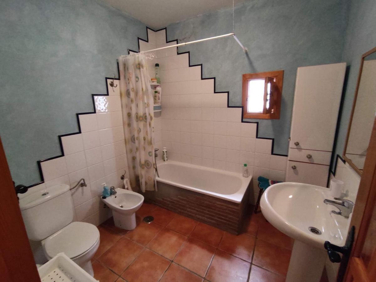 Casa Petra : Bonita Casa Rural En Yunquera Exteriör bild